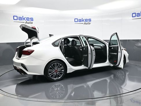 Certified 2022 Kia Forte GT image 54