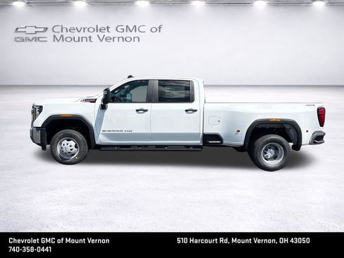 New 2026 GMC Sierra 3500 Pro AWD/4WD image 2