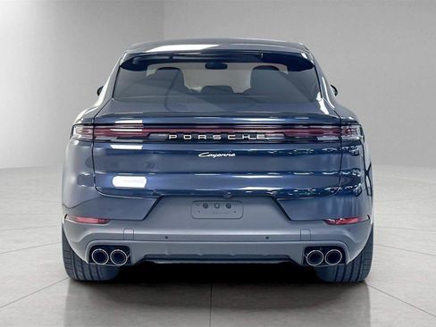 New 2025 Porsche Cayenne Coupe image 55