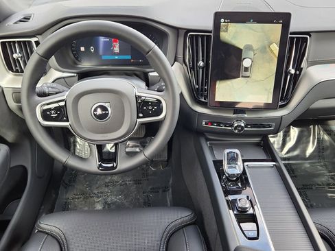 New 2026 Volvo XC60 B5 Ultra w/ Climate Package image 2