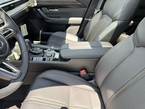 Certified 2025 MAZDA CX-50 AWD 2.5 S w/ Accent Package image 18