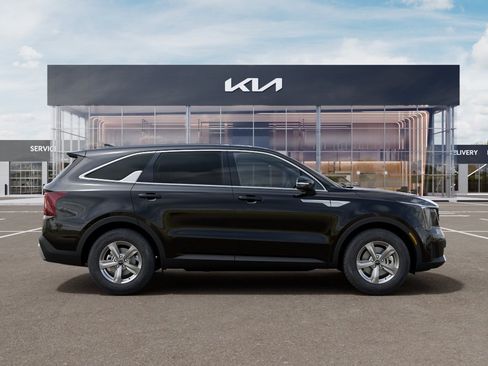 New 2026 Kia Sorento LX FWD image 7