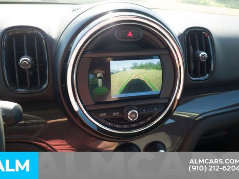 Used 2019 MINI Cooper Countryman FWD image 9