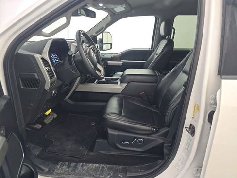 Used 2019 Ford F250 Lariat w/ Lariat Ultimate Package AWD/4WD image 6