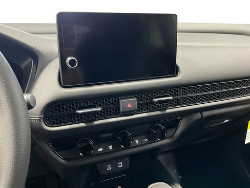 Used 2026 Honda HR-V LX image 18