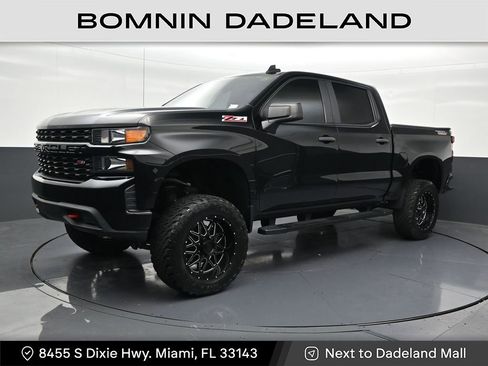 Used 2021 Chevrolet Silverado 1500 Custom Trail Boss w/ Midnight Edition image 1