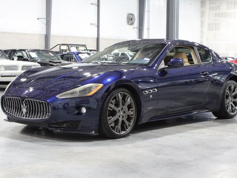 Used 2012 Maserati GranTurismo S RWD image 20