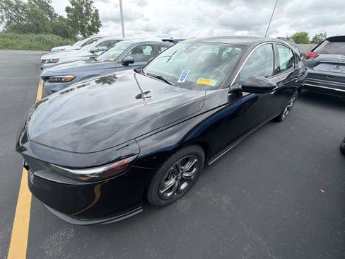 Certified 2023 Honda Accord EX image 3