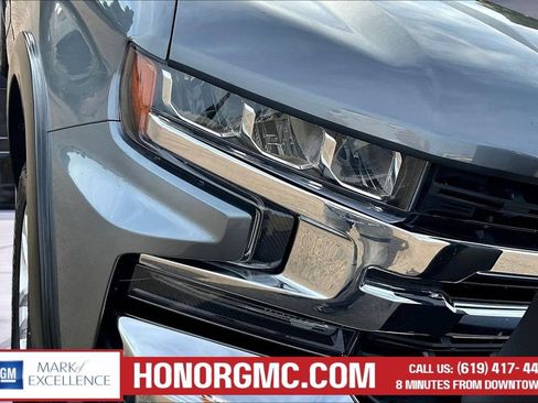 Used 2020 Chevrolet Silverado 1500 LT w/ LT Value Package RWD image 33