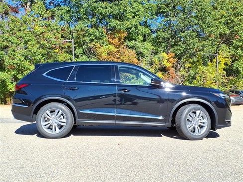 New 2026 Acura MDX SH-AWD image 3