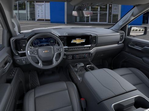 New 2026 Chevrolet Silverado 1500 LTZ w/ LTZ Premium Package AWD/4WD image 15