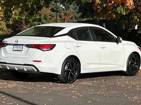 New 2025 Nissan Sentra SV image 2
