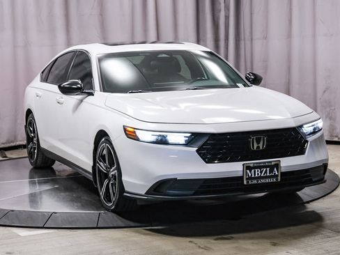 Used 2023 Honda Accord Sport image 5
