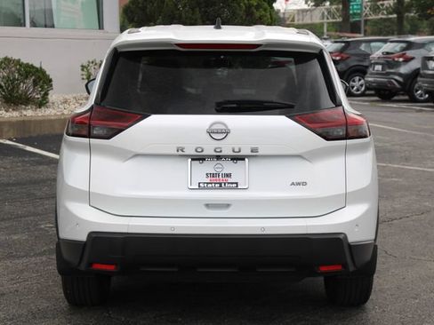 Certified 2025 Nissan Rogue S AWD/4WD image 9