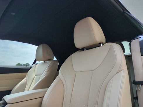 Used 2022 BMW 430i Convertible w/ Premium Package RWD image 16
