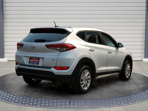 Used 2017 Hyundai Tucson SE w/ SE Popular Package 02 AWD/4WD image 7