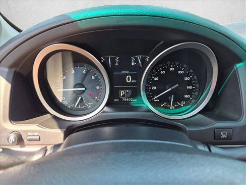 Used 2015 Toyota Land Cruiser AWD/4WD image 11