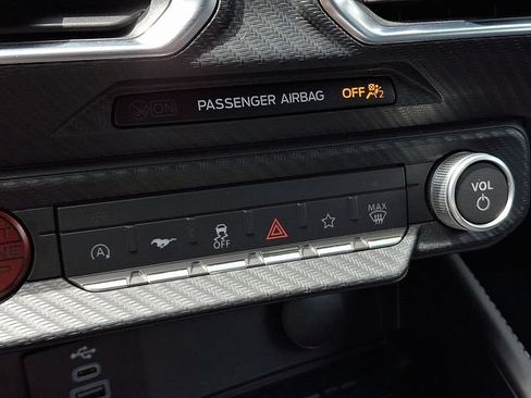 Used 2025 Ford Mustang GT Premium RWD image 16
