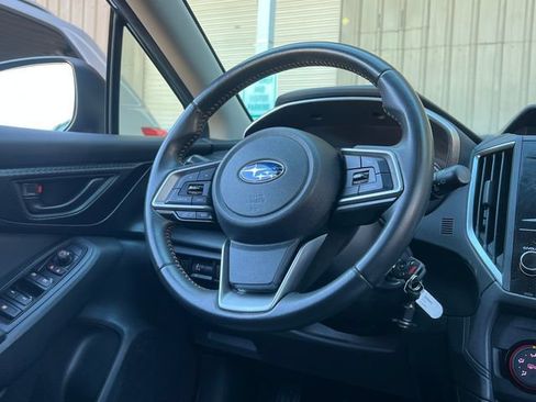 Used 2018 Subaru Crosstrek 2.0i Premium w/ Popular Package #3 AWD/4WD image 17