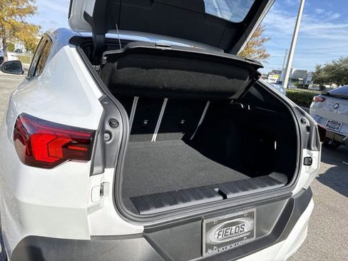 Used 2025 BMW X2 xDrive28i w/ Technology Package image 11