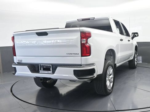 Used 2022 Chevrolet Silverado 1500 Custom RWD image 5