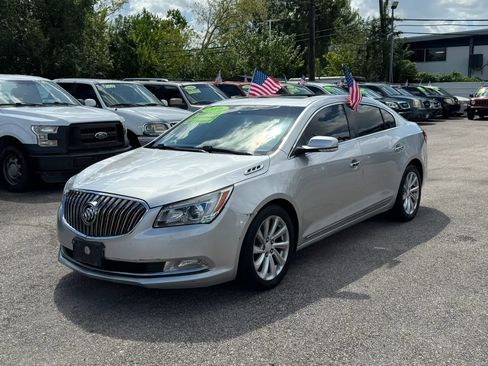 Used 2016 Buick LaCrosse Leather FWD image 2
