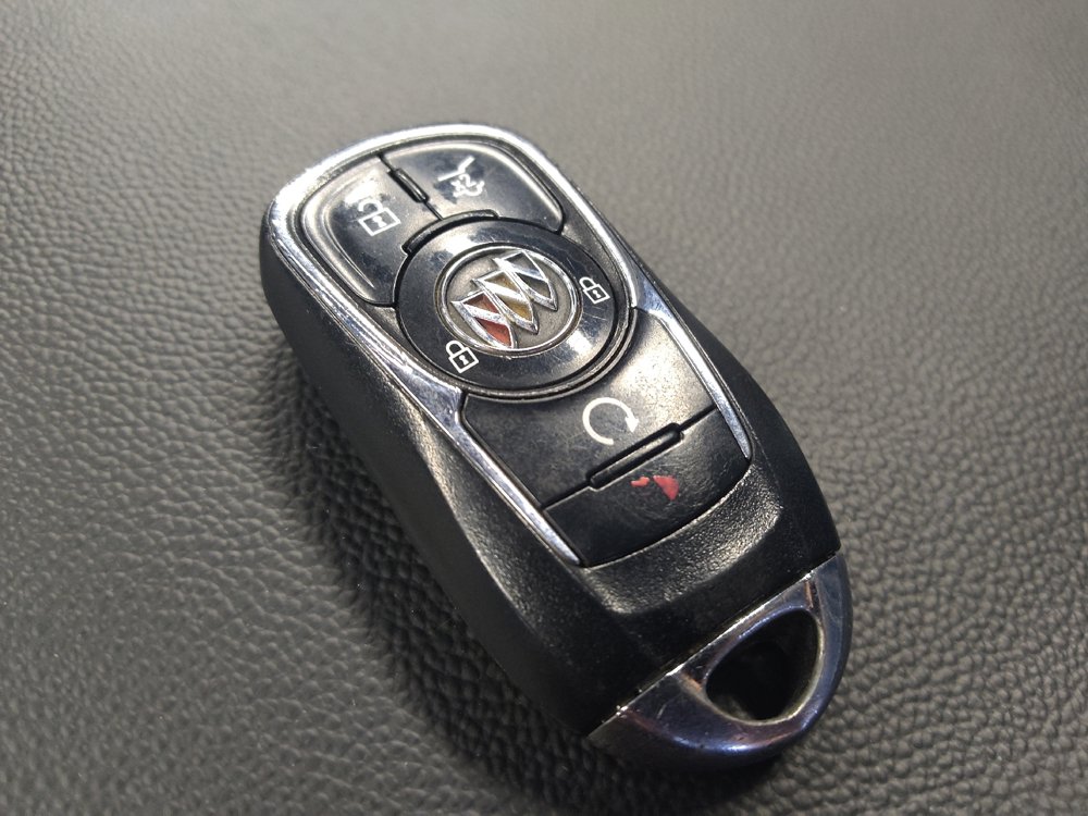Used 2021 Buick Enclave Essence w/ Sport Touring Edition FWD image 32