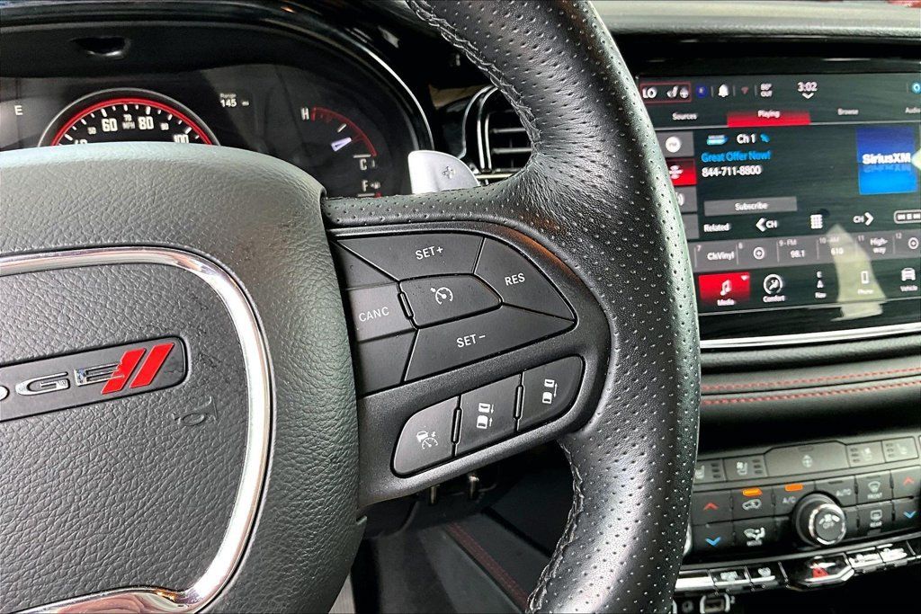 Used 2025 Dodge Durango R/T AWD/4WD image 12