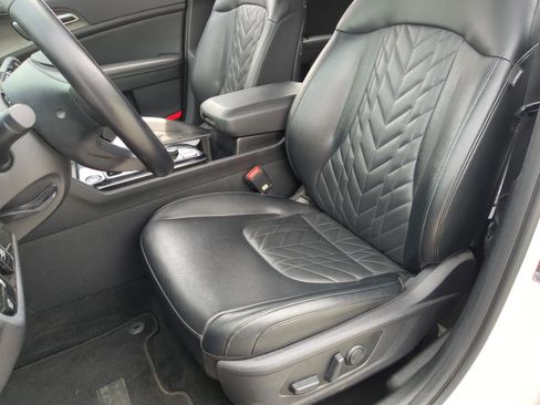 Used 2023 Kia Sportage X-Line w/ X-Line Premium Package AWD/4WD image 23