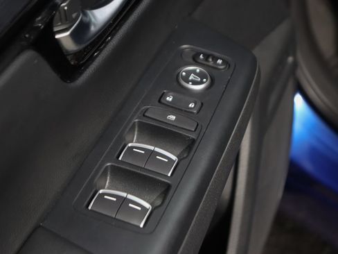 Used 2024 Honda CR-V EX-L image 17