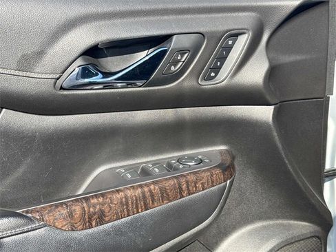 Used 2020 GMC Acadia Denali image 29