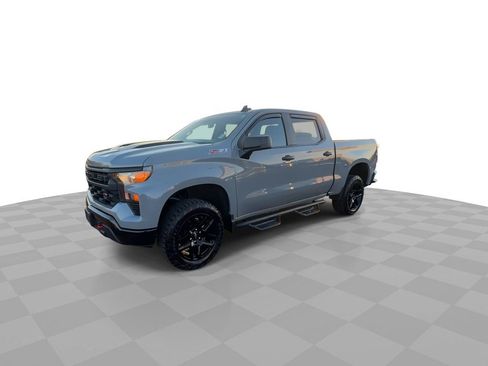Certified 2024 Chevrolet Silverado 1500 Custom Trail Boss w/ LPO, Dark Essentials Package image 5
