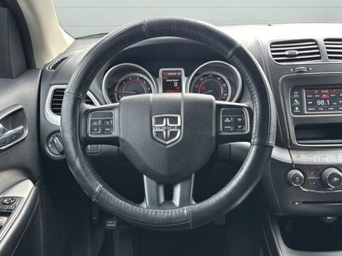 Used 2018 Dodge Journey SE FWD image 13