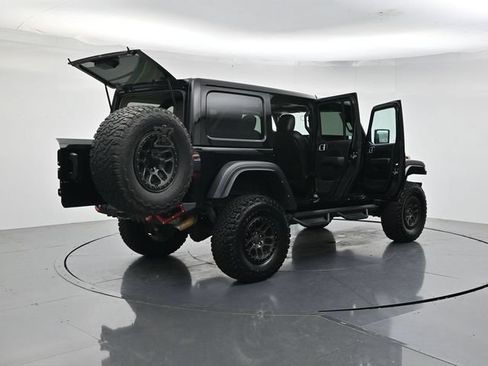 Used 2022 Jeep Wrangler Unlimited Rubicon w/ Xtreme Recon 35" Tire Package AWD/4WD image 56