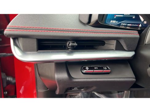 Certified 2024 Chevrolet Corvette Stingray Preferred Cpe w/ 2LT image 23