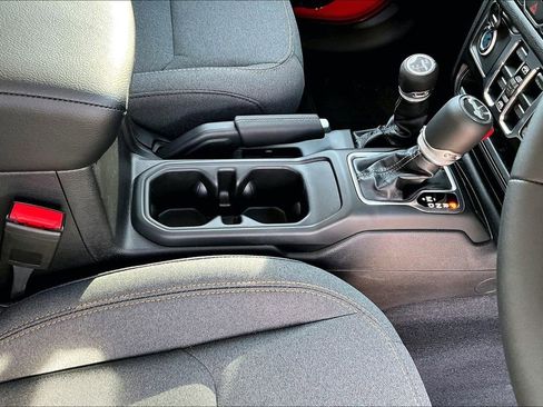 New 2026 Jeep Wrangler Unlimited Sport w/ Convenience Group AWD/4WD image 8