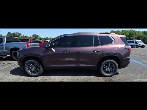 Used 2026 GMC Acadia Elevation w/ LPO, Floor Liner Package FWD image 8
