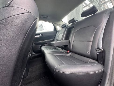 Used 2019 Kia Forte EX FWD image 16