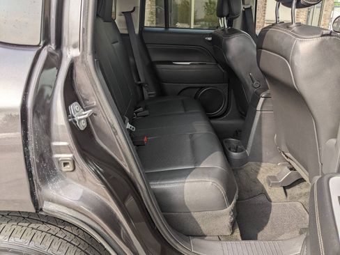 Used 2017 Jeep Compass High Altitude AWD/4WD image 16