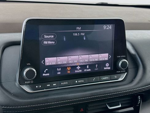 Used 2021 Nissan Rogue SV FWD image 17