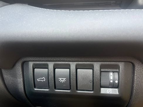Used 2025 Subaru Ascent Touring AWD/4WD image 25