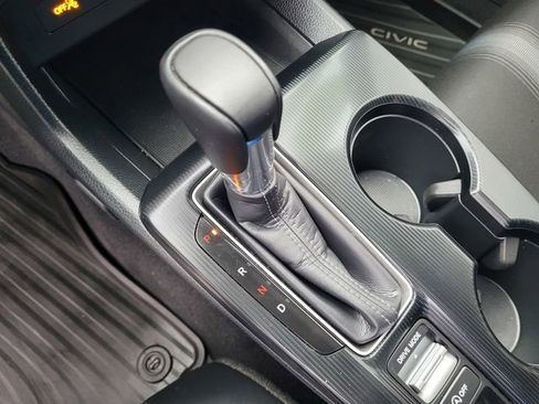 Used 2024 Honda Civic Sport image 16