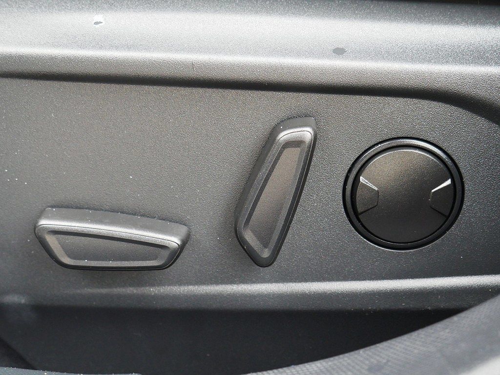 Used 2022 Ford Mustang Mach-E GT AWD/4WD image 14