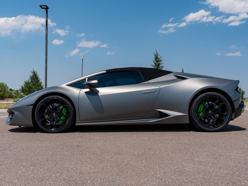 Used 2017 Lamborghini Huracan LP 580-2 RWD image 21