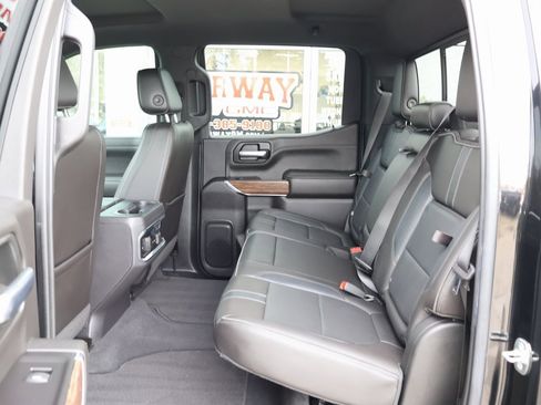 Used 2019 Chevrolet Silverado 1500 High Country w/ Z71 Off-Road Package image 27