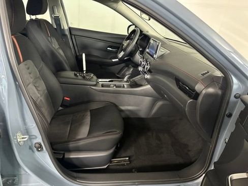 Certified 2025 Nissan Sentra SR image 28