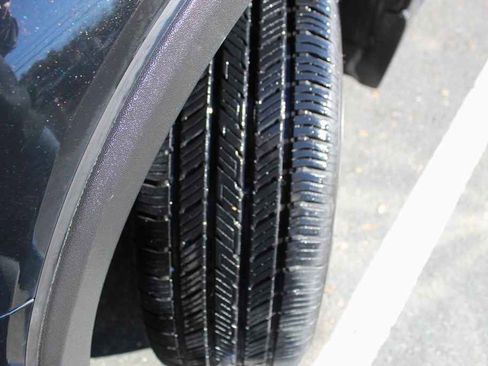 Used 2016 Subaru Outback 3.6R Limited image 35