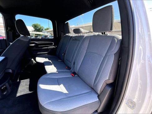 Used 2024 RAM 2500 Big Horn AWD/4WD image 37