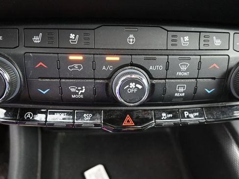 Used 2024 Dodge Durango GT AWD/4WD image 25