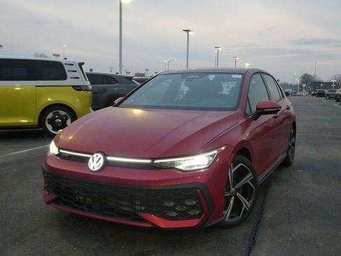 New 2026 Volkswagen GTI SE FWD image 39